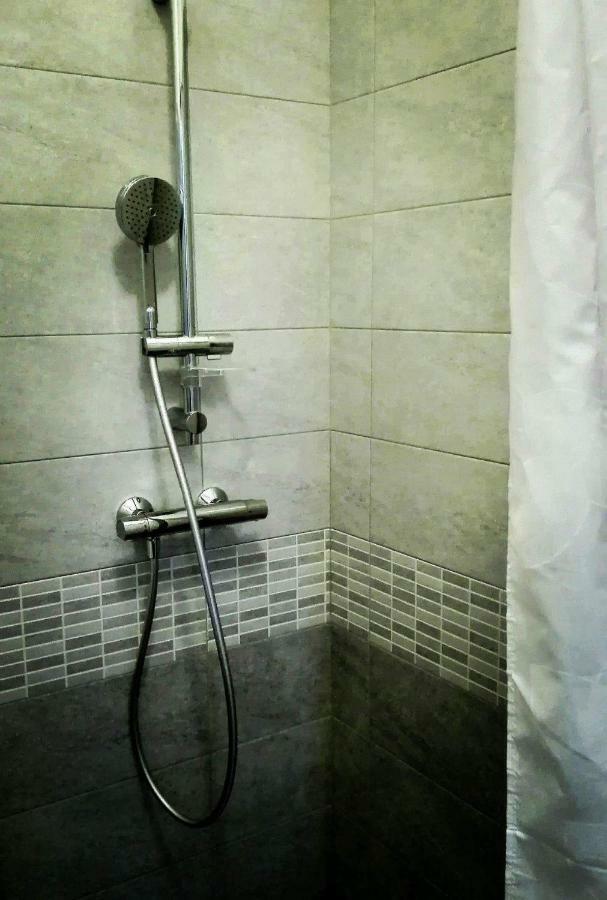 Tra Menta E Meliga Hotel Carignano  Cameră foto